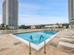 1817 S Ocean Dr 622, Hallandale Beach FL 33009