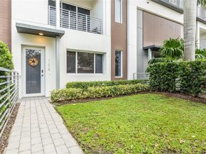 1044 NE 18 103, Fort Lauderdale FL 33304