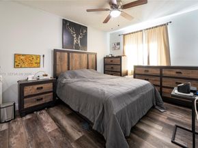 2225 NW 128th Ave, Pembroke Pines FL 33028