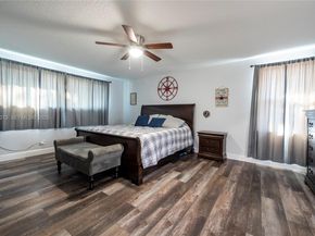 2225 NW 128th Ave, Pembroke Pines FL 33028