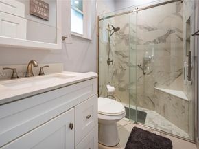 2225 NW 128th Ave, Pembroke Pines FL 33028