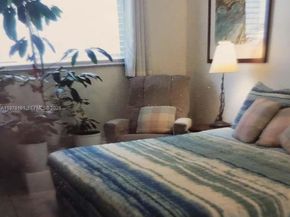 580 Egret Dr 121, Hallandale Beach FL 33009