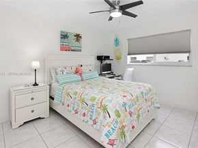 580 Egret Dr 121, Hallandale Beach FL 33009