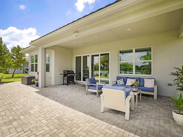 15483 Orchard Dr, Westlake FL 33470