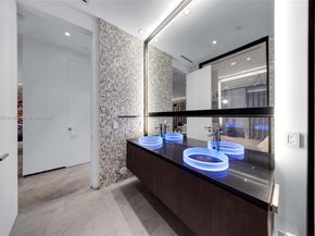 Undisclosed Address #A11915253, Miami FL 33127