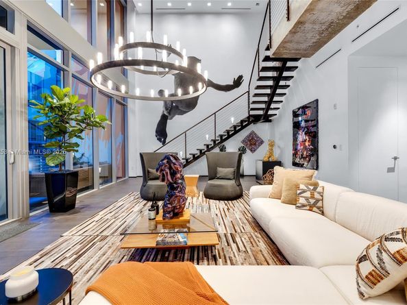 Undisclosed Address #A11915253, Miami FL 33127