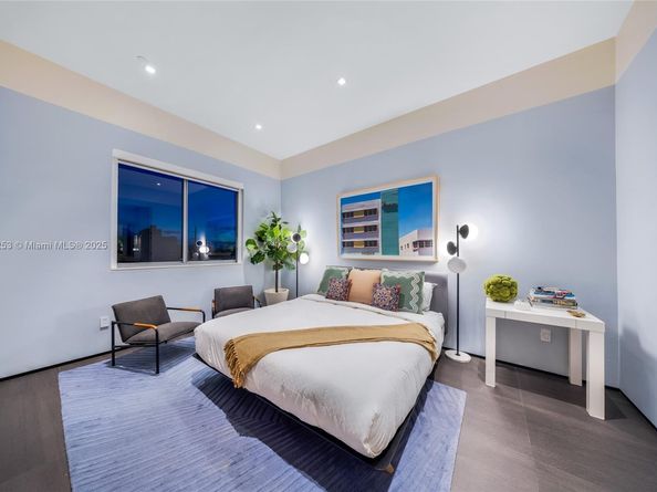 Undisclosed Address #A11915253, Miami FL 33127