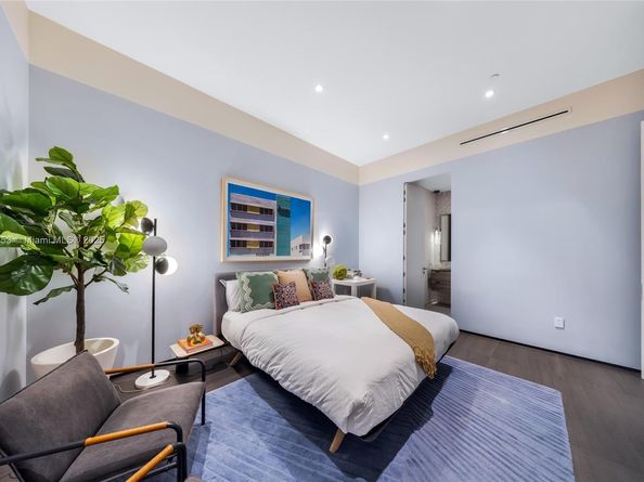 Undisclosed Address #A11915253, Miami FL 33127