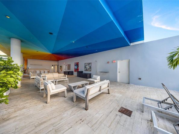 Undisclosed Address #A11915253, Miami FL 33127