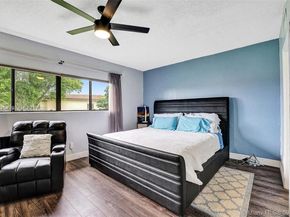 8925 Springtree Lakes Dr, Sunrise FL 33351