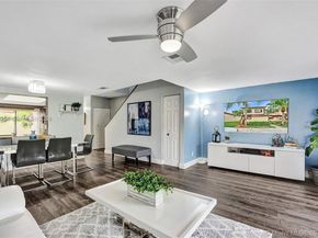 8925 Springtree Lakes Dr, Sunrise FL 33351