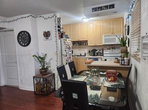 110 SE 2nd St 210, Hallandale Beach FL 33009