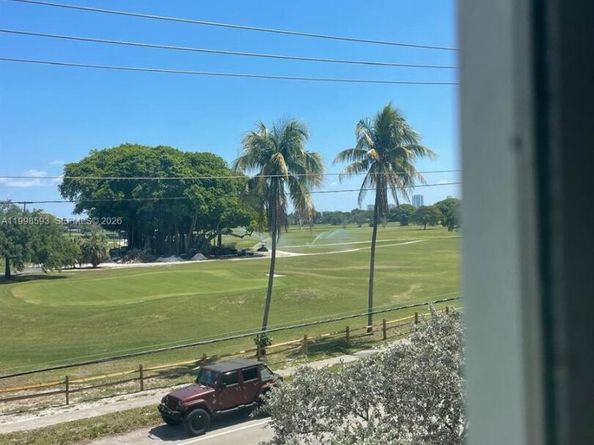 826 N 17th Ave, Hollywood FL 33020