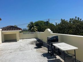 826 N 17th Ave, Hollywood FL 33020