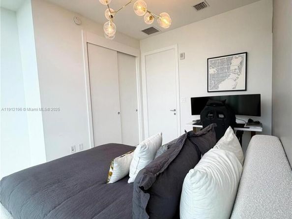 1451 Brickell Ave 4304, Miami FL 33131