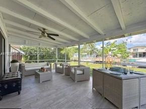 2525 Tortugas Ln, Fort Lauderdale FL 33312