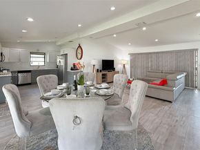 2525 Tortugas Ln, Fort Lauderdale FL 33312