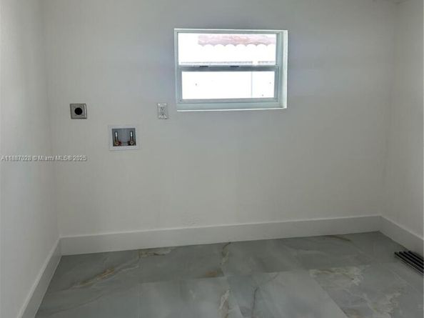 3601 N 66th Ave, Hollywood FL 33024