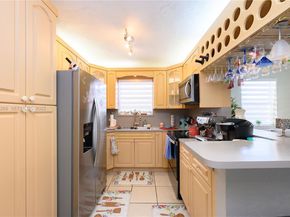 30 SW 57th Ct, Miami FL 33144