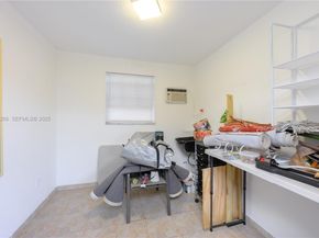 30 SW 57th Ct, Miami FL 33144