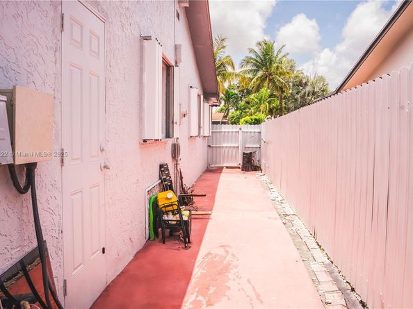 10770 SW 172nd St, Miami FL 33157