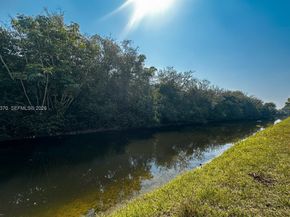 3460 NW 17th St, Lauderhill FL 33311