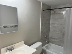 2701 Riverside Dr 109B, Coral Springs FL 33065