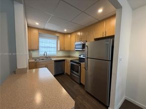 4320 Washington St 214, Hollywood FL 33021