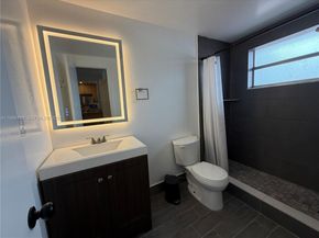 4320 Washington St 214, Hollywood FL 33021