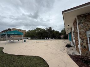 4320 Washington St 214, Hollywood FL 33021