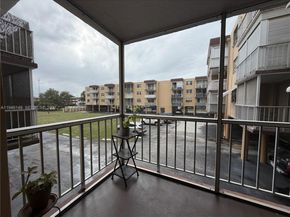 4320 Washington St 214, Hollywood FL 33021