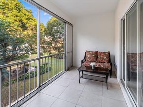 6751 Cypress Rd 207, Plantation FL 33317