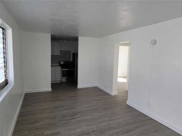 111 SW 18th Ave, Miami FL 33135