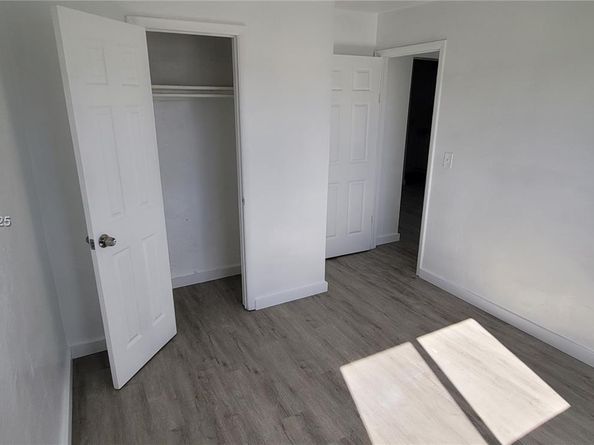 111 SW 18th Ave, Miami FL 33135