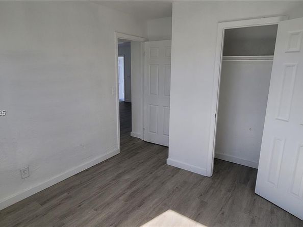 111 SW 18th Ave, Miami FL 33135
