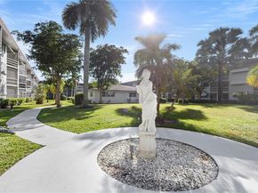 400 SE 10th St 103, Deerfield Beach FL 33441