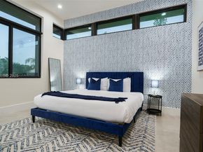 11911 NW 2 St, Plantation FL 33325