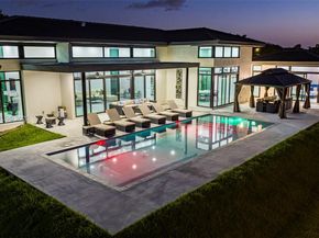 11911 NW 2 St, Plantation FL 33325