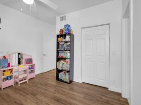 1418 Barcelona Way 623, Weston FL 33327