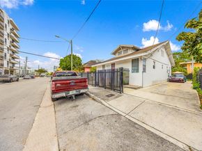 127 SW 7th Ave, Miami FL 33130