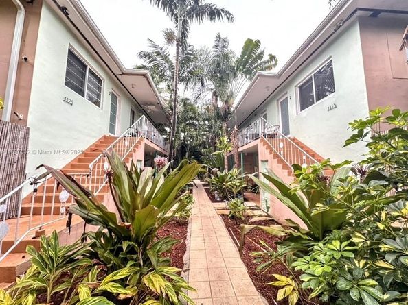 1115 Meridian Ave Townhouse, Miami Beach FL 33139