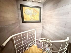 1115 Meridian Ave Townhouse, Miami Beach FL 33139