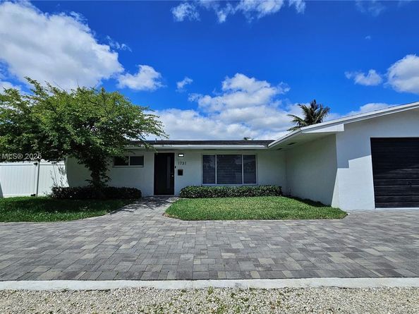 1731 SW 3rd Ave, Pompano Beach FL 33060