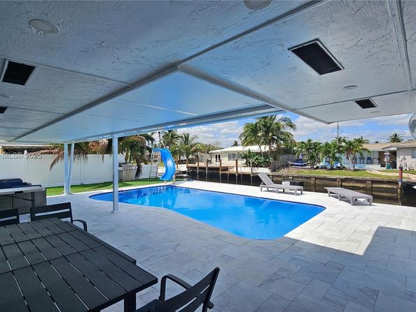 1731 SW 3rd Ave, Pompano Beach FL 33060
