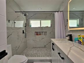 1731 SW 3rd Ave, Pompano Beach FL 33060
