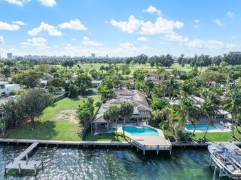 765 N Shore Dr
