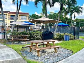 4056 Sierra Ter, Sunrise FL 33351