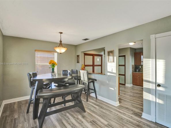 3761 NW 205th St, Miami Gardens FL 33055