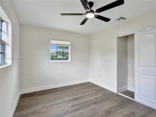 6220 NW 12th Ct, Sunrise FL 33313