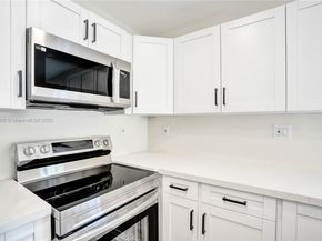 6220 NW 12th Ct, Sunrise FL 33313